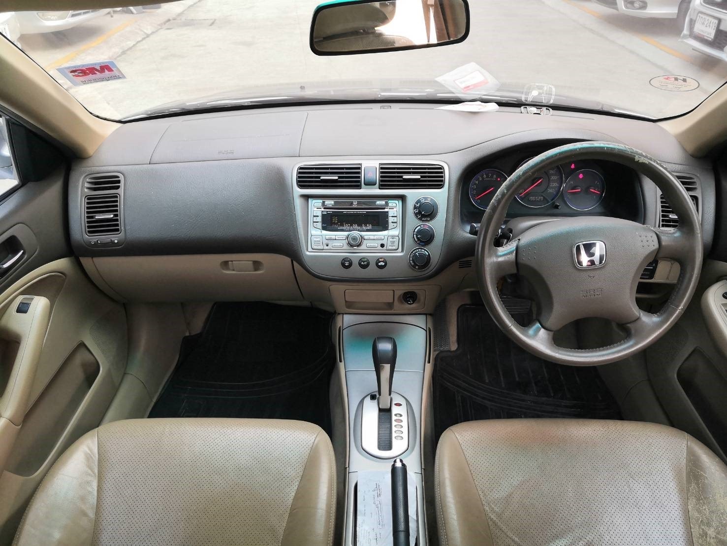 Honda Civic ES (Dimension) โฉม ตาเหยี่ยว ปี 2004 สีเทา