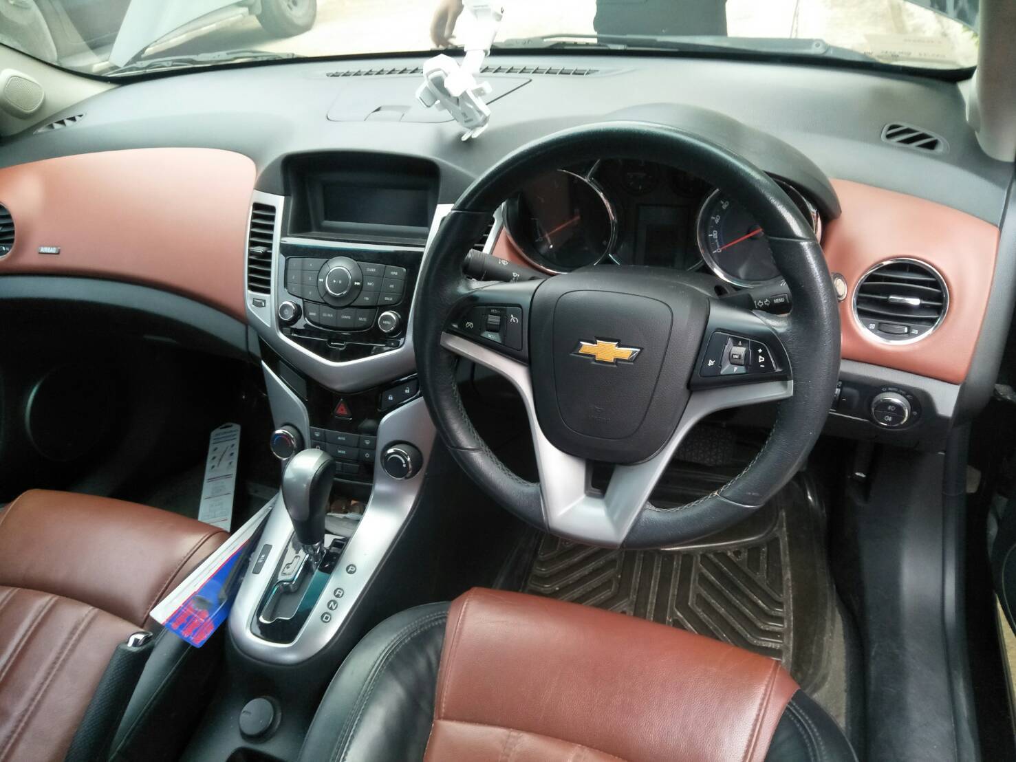 Chevrolet Cruze ปี 2011 สีดำ