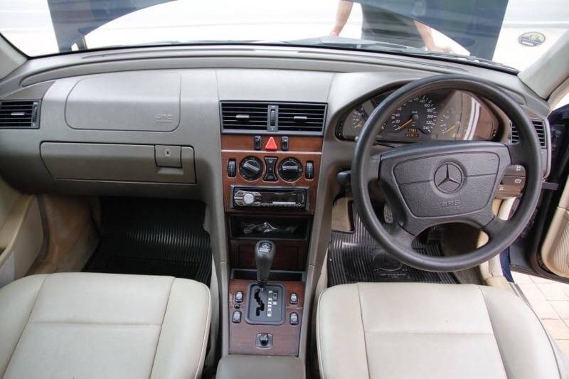 Mercedes-Benz C-Class W202 C180 ปี 1998 สีน้ำเงิน