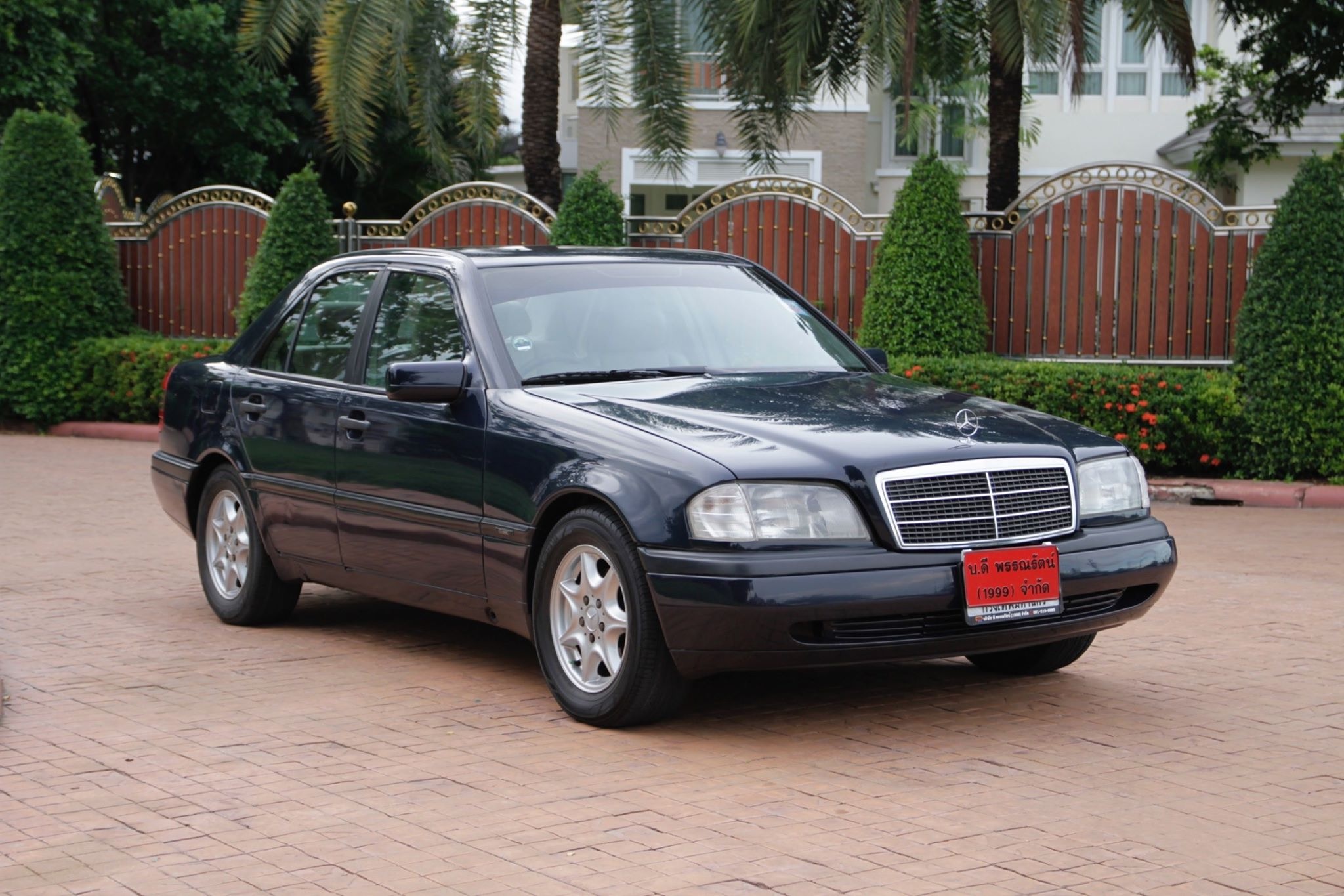 Mercedes-Benz C-Class W202 C180 ปี 1998 สีน้ำเงิน