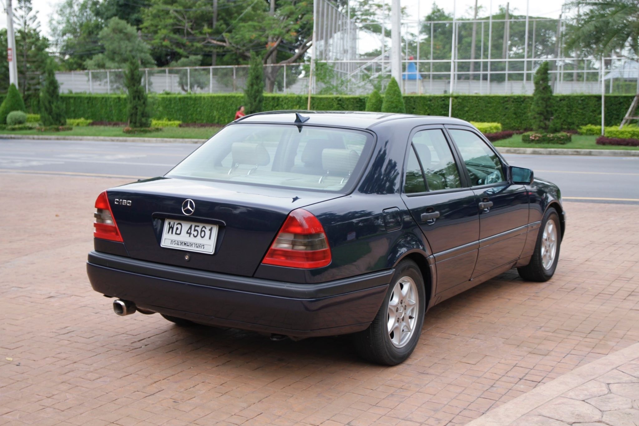 Mercedes-Benz C-Class W202 C180 ปี 1998 สีน้ำเงิน