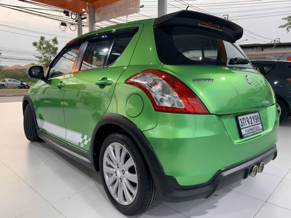 Suzuki Swift ปี 2014 สีเขียว