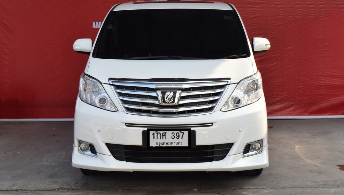 Toyota Alphard ปี 2013 สีขาว