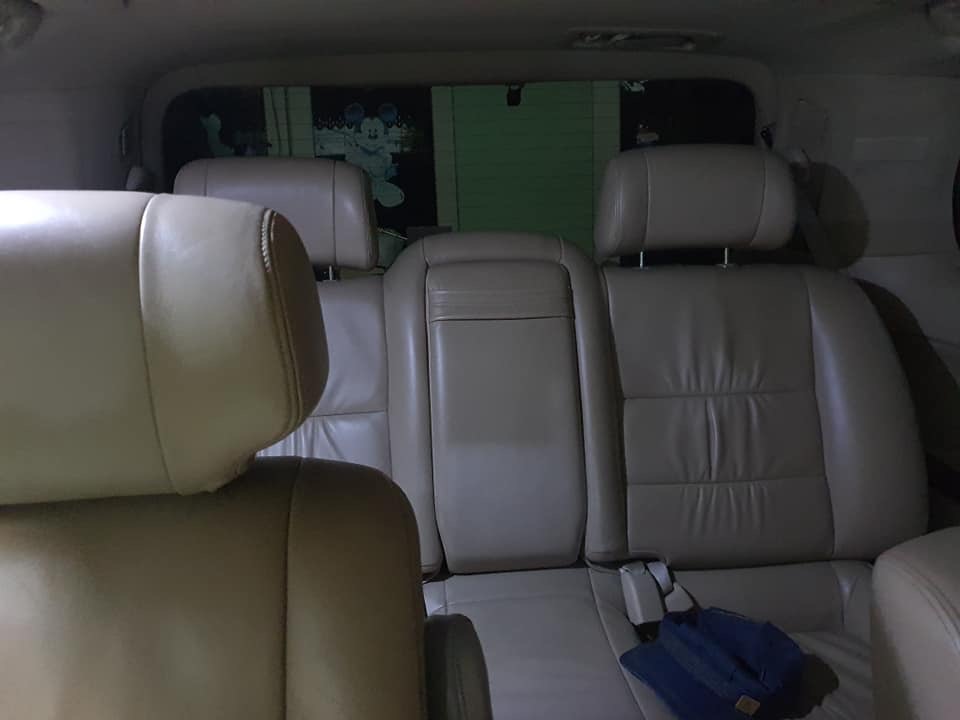 Toyota Alphard ปี 2010 สีขาว