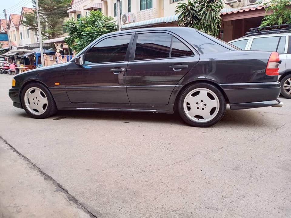 Mercedes-Benz C-Class W202 C200 ปี 1996 สีเขียว