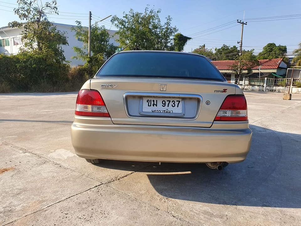 Honda City Type-Z ปี 2002 สีทอง