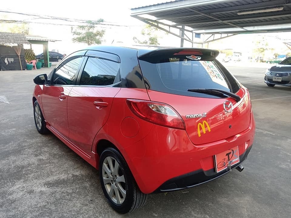 Mazda 2 Sports (5 ประตู) ปี 2010 สีแดง