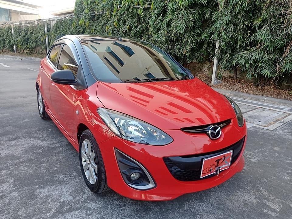 Mazda 2 Sports (5 ประตู) ปี 2010 สีแดง