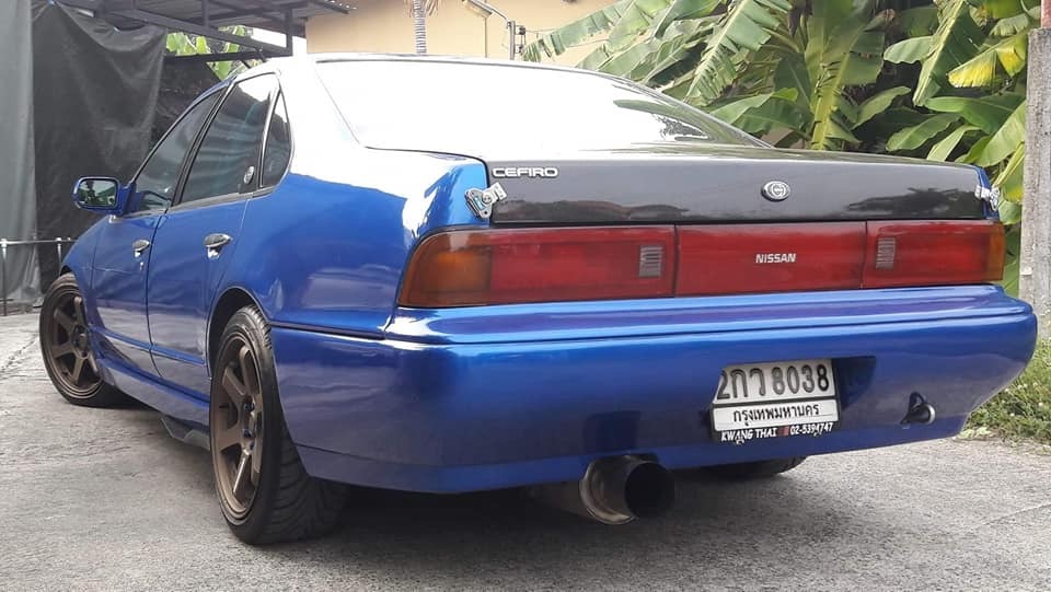 Nissan Cefiro A31 ปี 1992 สีน้ำเงิน