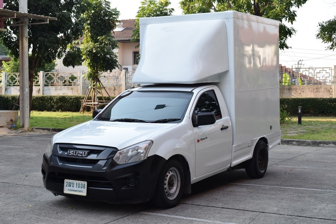 Isuzu D-Max Spark ปี 2017 สีขาว