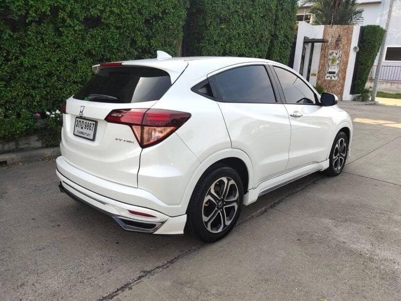 Honda HR-V ปี 2015 สีขาว