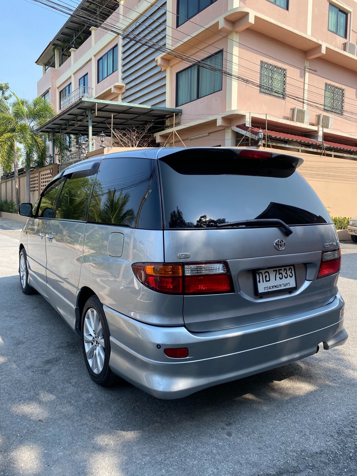 Toyota Estima ปี 2001 สีเงิน