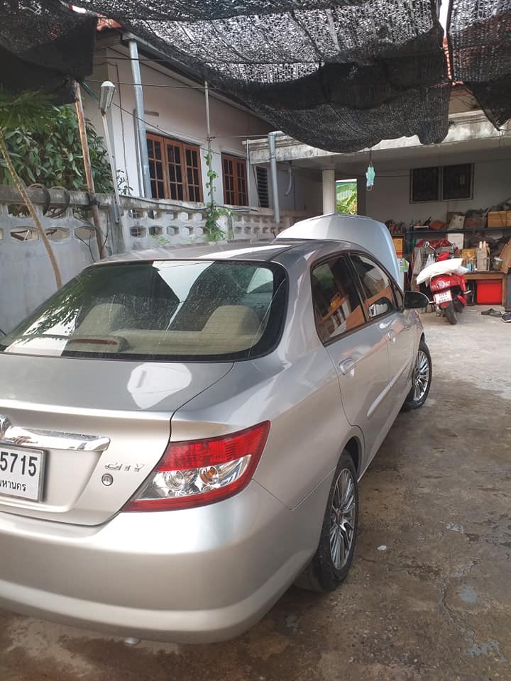 Honda City ZX ปี 2004 สีเงิน