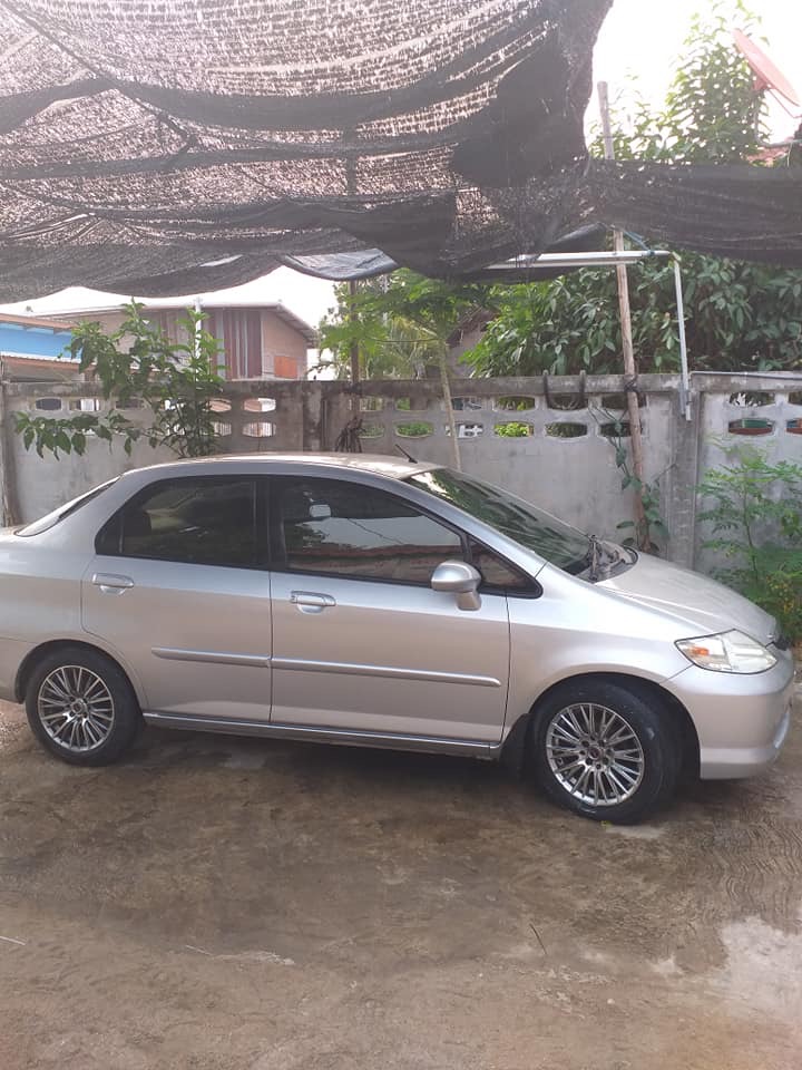 Honda City ZX ปี 2004 สีเงิน