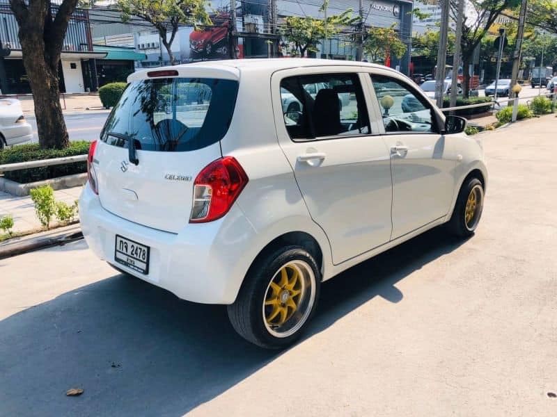 Suzuki Celerio ปี 2015 สีขาว