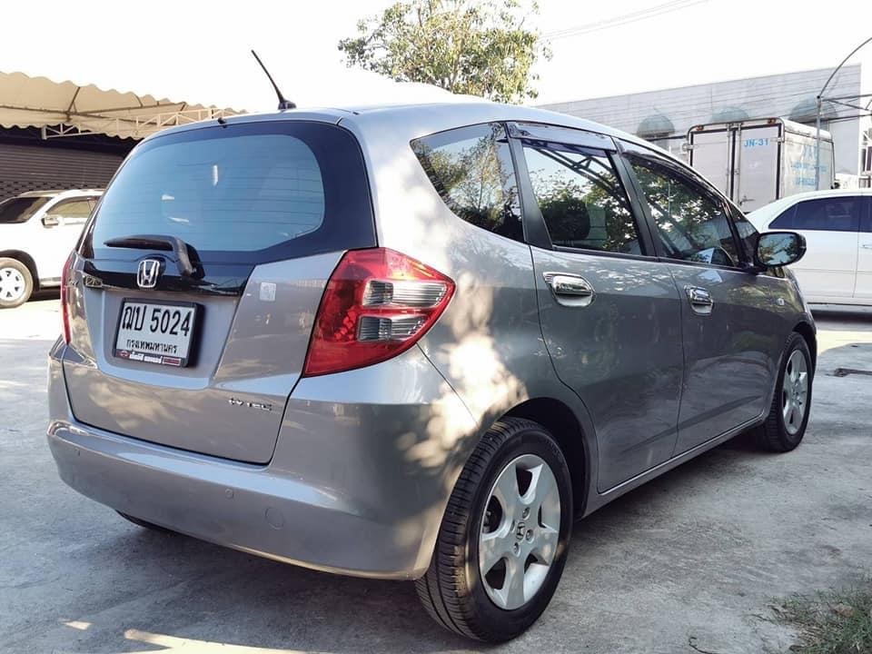 Honda Jazz GE ปี 2009 สีเทา