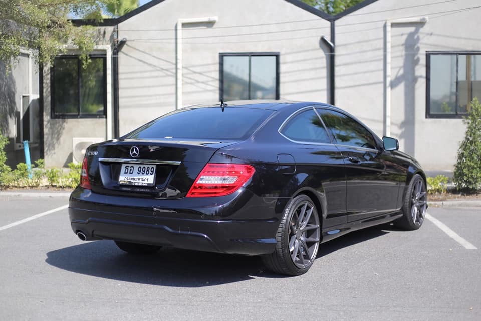 Mercedes-Benz C-Class C204 C180 ปี 2013 สีดำ