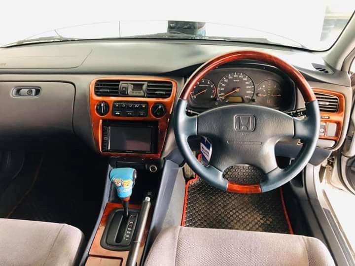 Honda Accord Gen 6 (งูเห่า) ปี 2002 สีเงิน