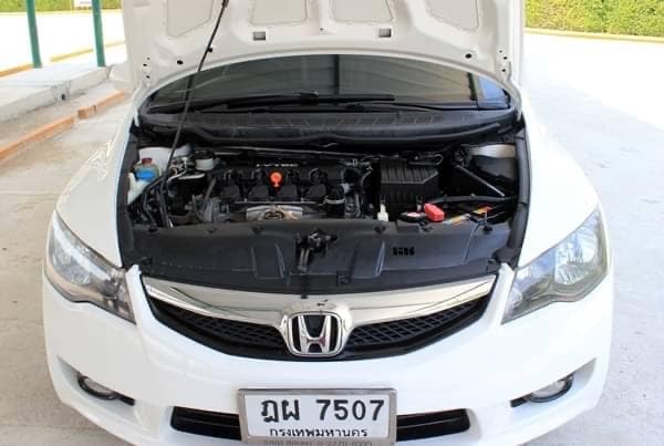 Honda Civic FD ปี 2010 สีขาว