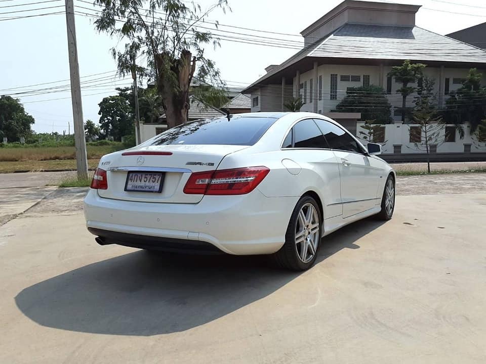 Mercedes-Benz C207 E250 ปี 2011 สีขาว