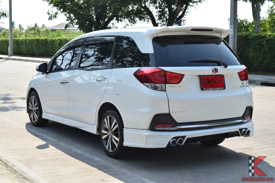 Honda Mobilio ปี 2014 สีขาว