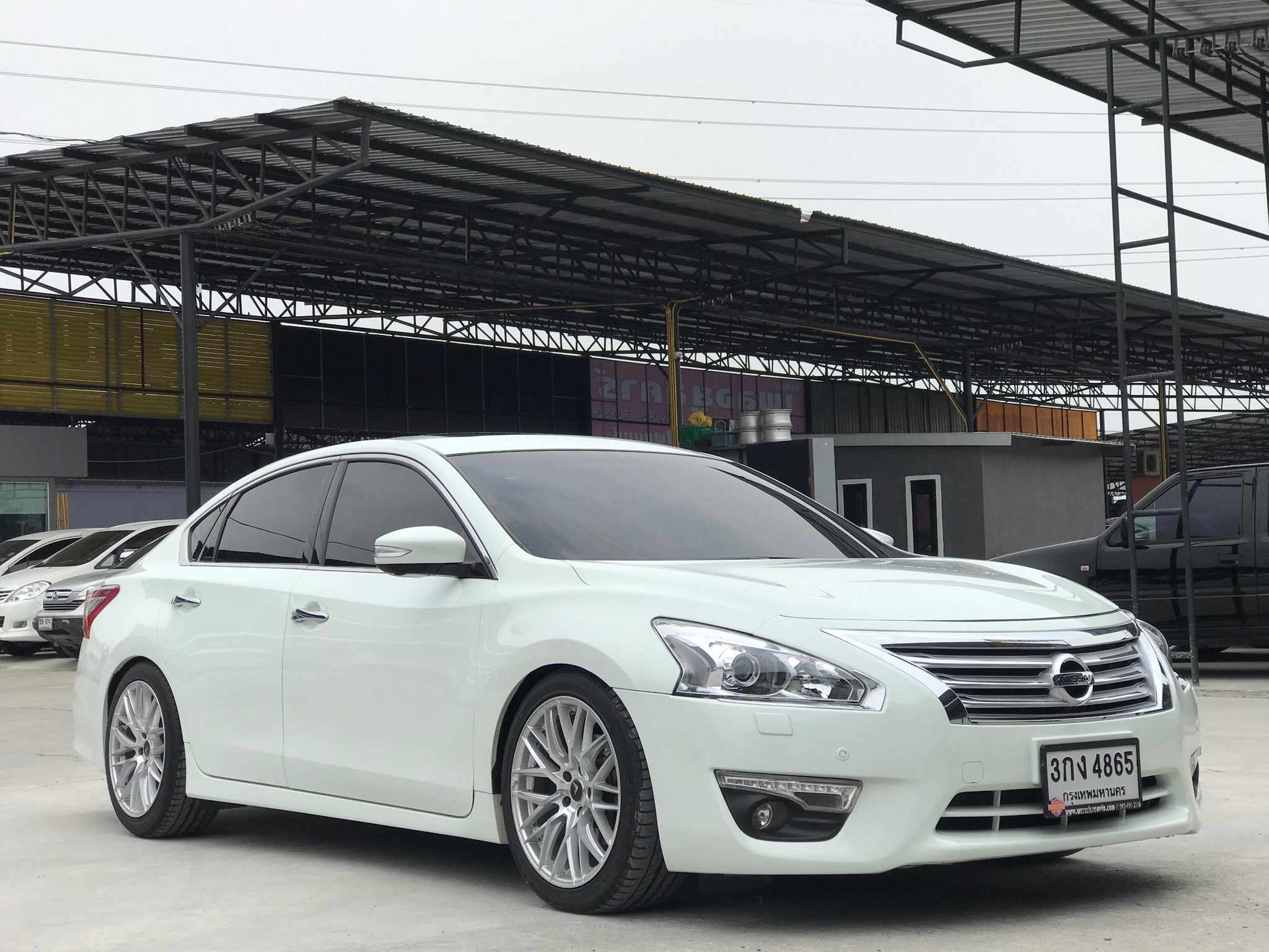 Nissan Teana L33 ปี 2014 สีขาว