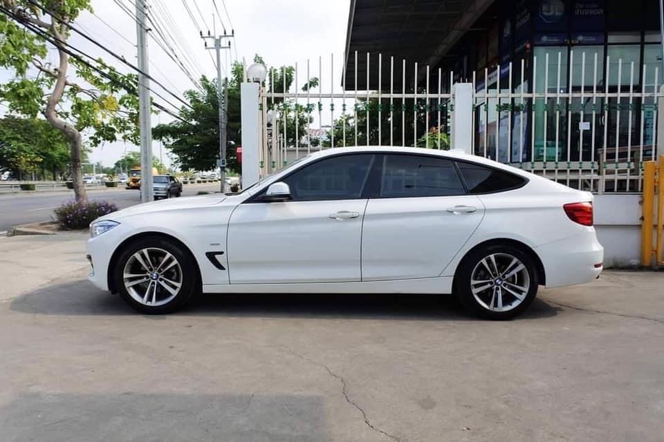 BMW 3 Series F30 320d ปี 2016 สีขาว