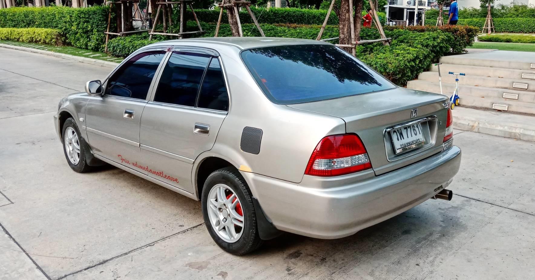 Honda City Type-Z ปี 2002 สีทอง