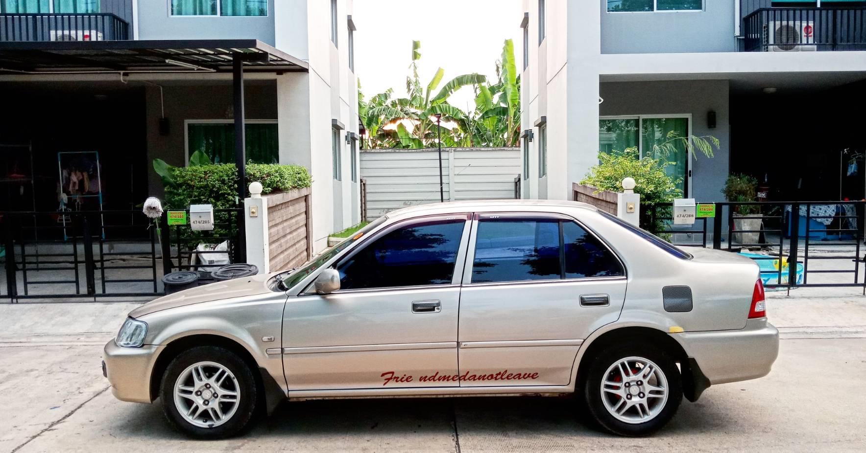 Honda City Type-Z ปี 2002 สีทอง