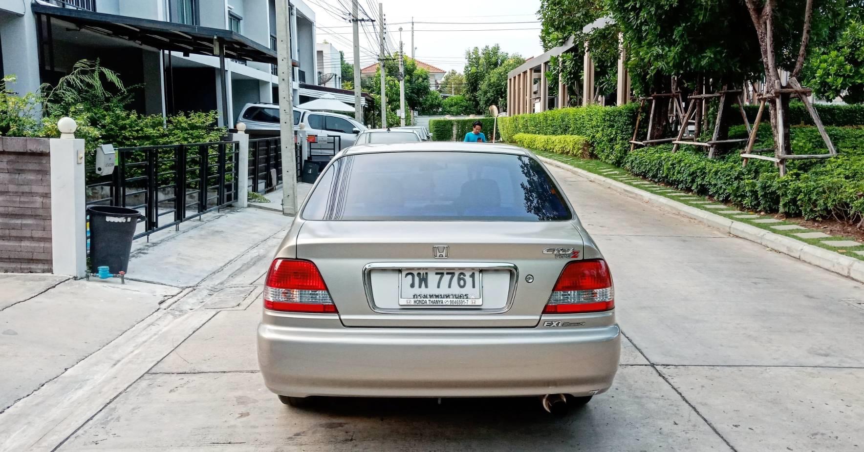 Honda City Type-Z ปี 2002 สีทอง