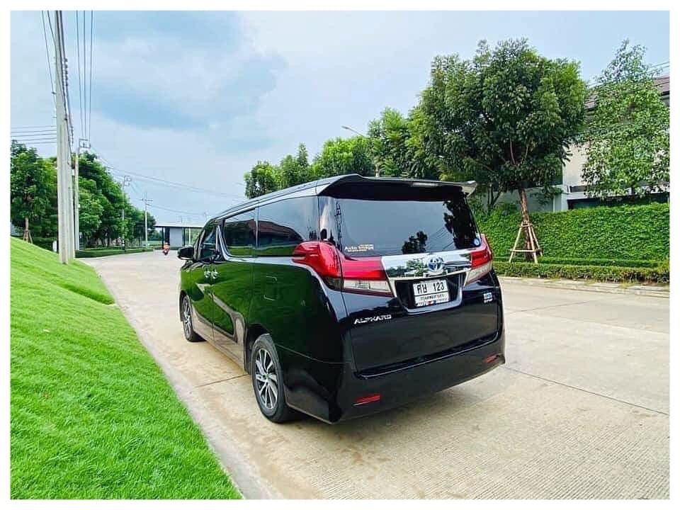 Toyota Alphard ปี 2017 สีดำ