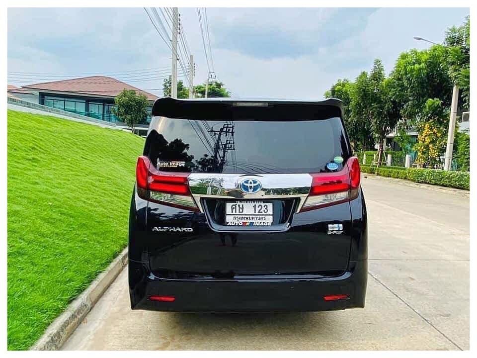 Toyota Alphard ปี 2017 สีดำ