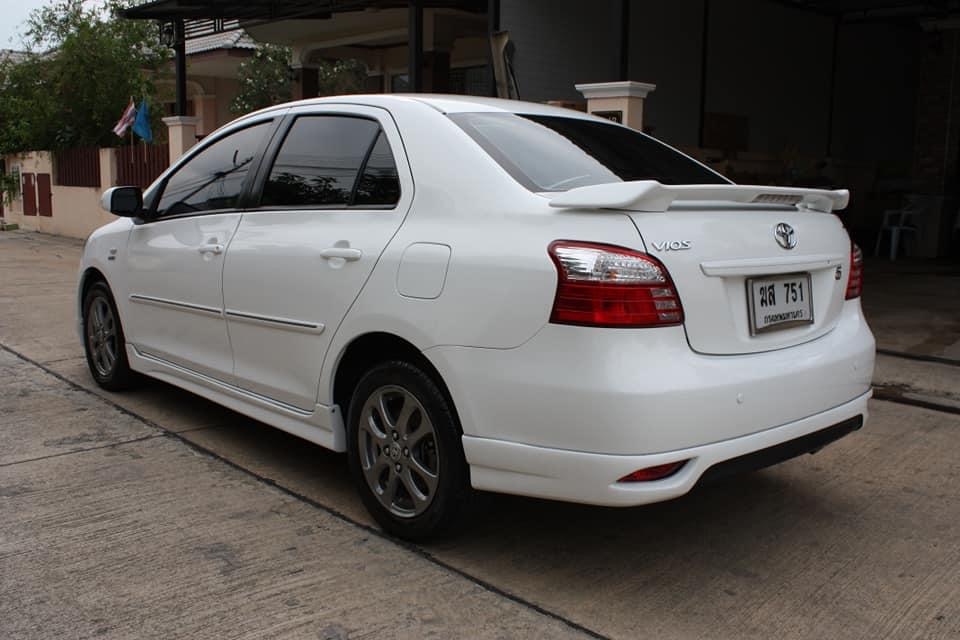 Toyota Vios ปี 2012 สีขาว