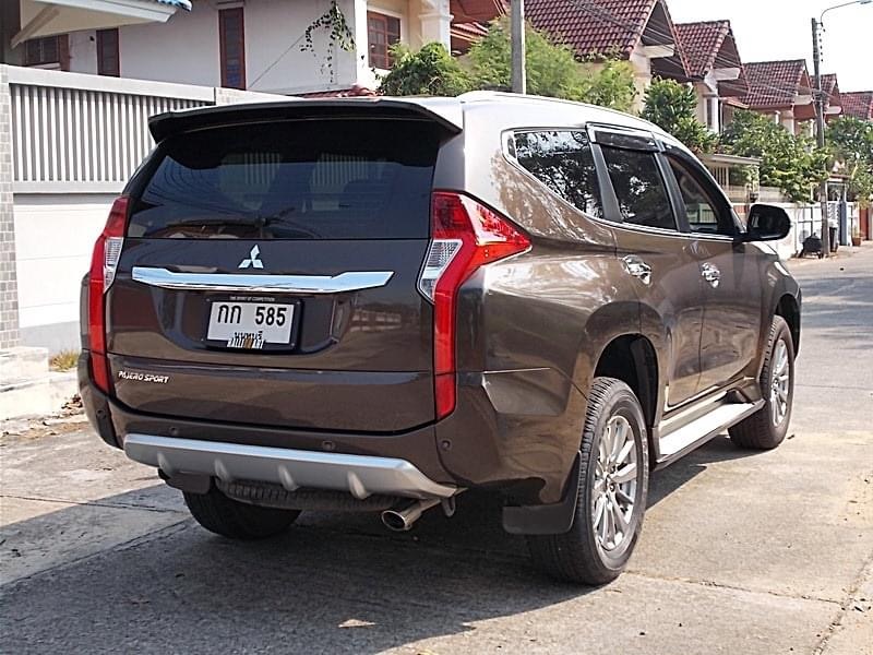 Mitsubishi Pajero Sport ปี 2016 สีน้ำตาล