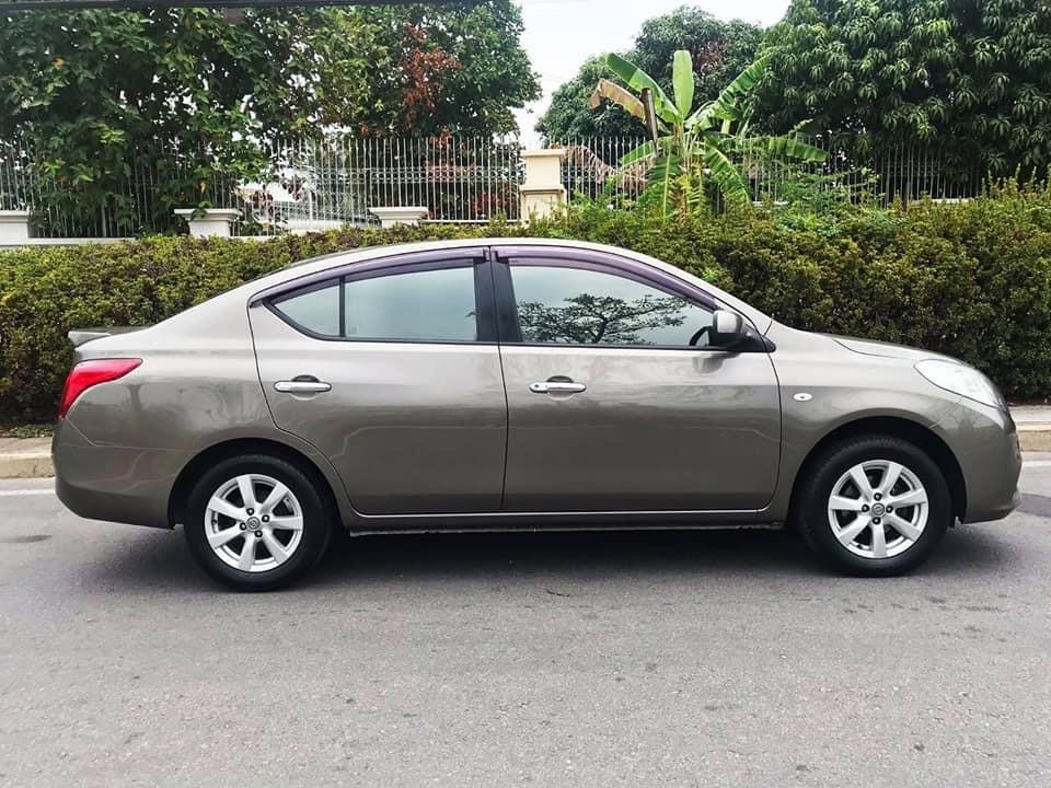 Nissan Almera ปี 2013 สีเทา