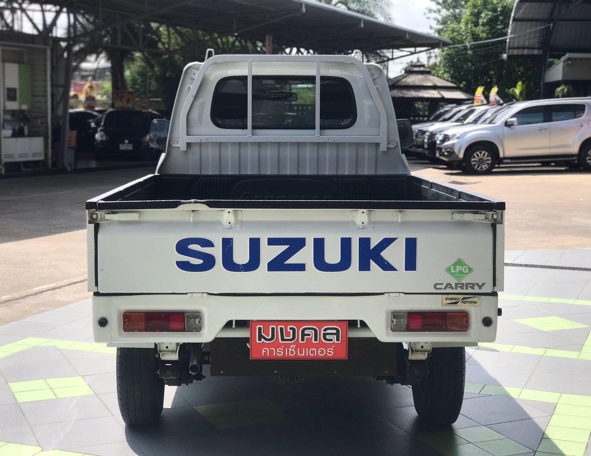 Suzuki Carry ปี 2015 สีขาว