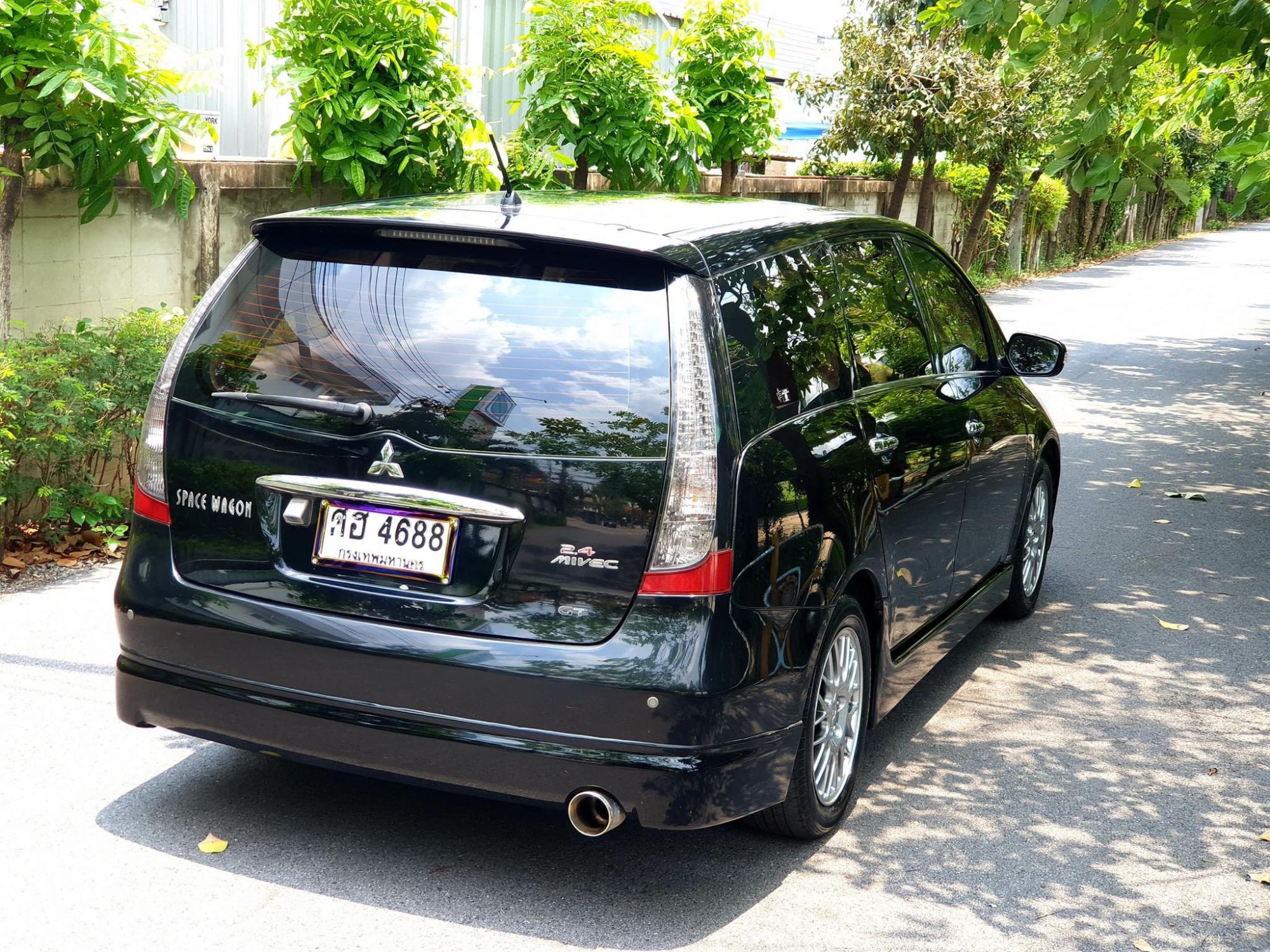 Mitsubishi Space Wagon ปี 2005 สีดำ