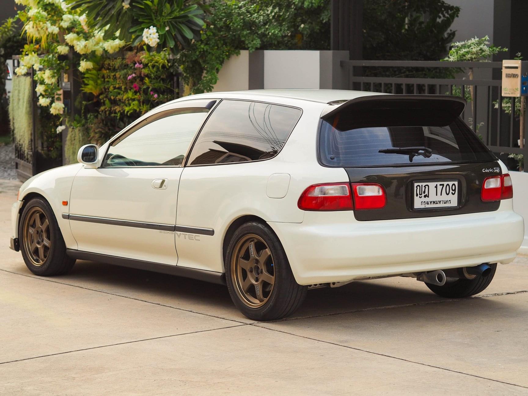 Honda Civic EG โฉม 3 ประตู ปี 1994 สีขาว