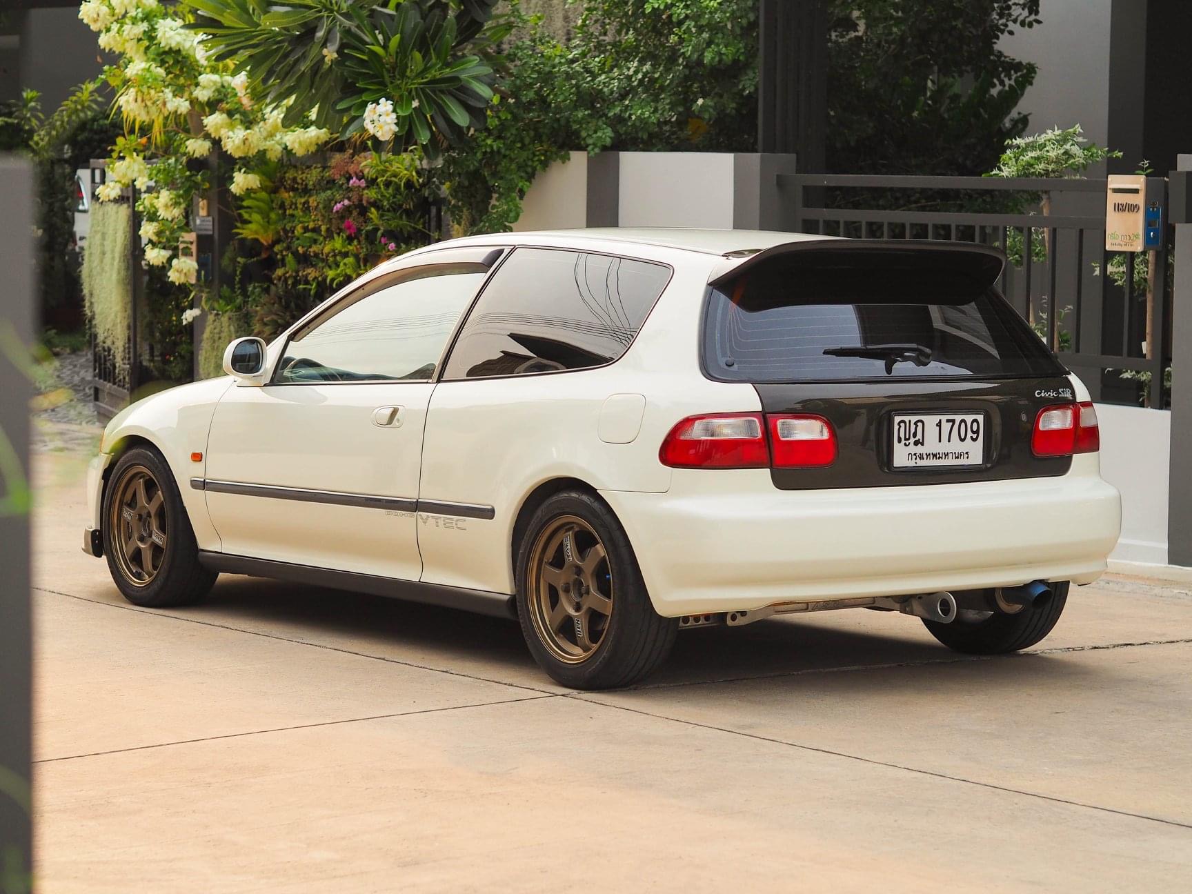 Honda Civic EG โฉม 3 ประตู ปี 1994 สีขาว