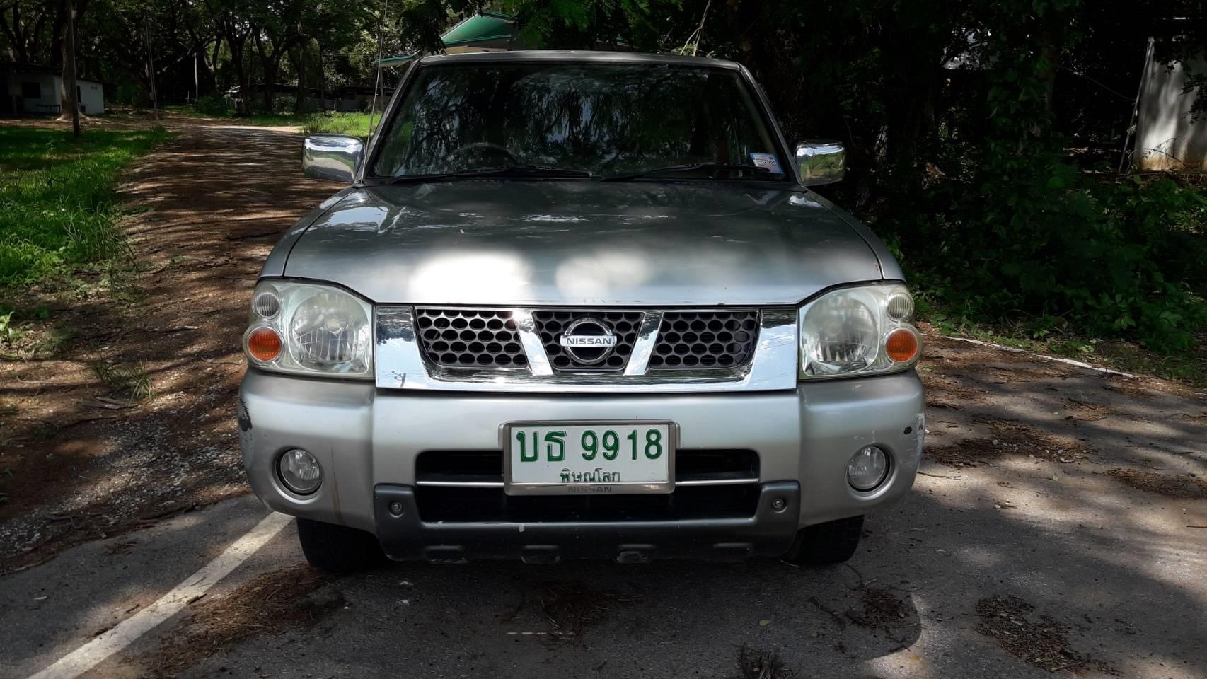 Nissan Navara Frontier ปี 2005 สีเทา