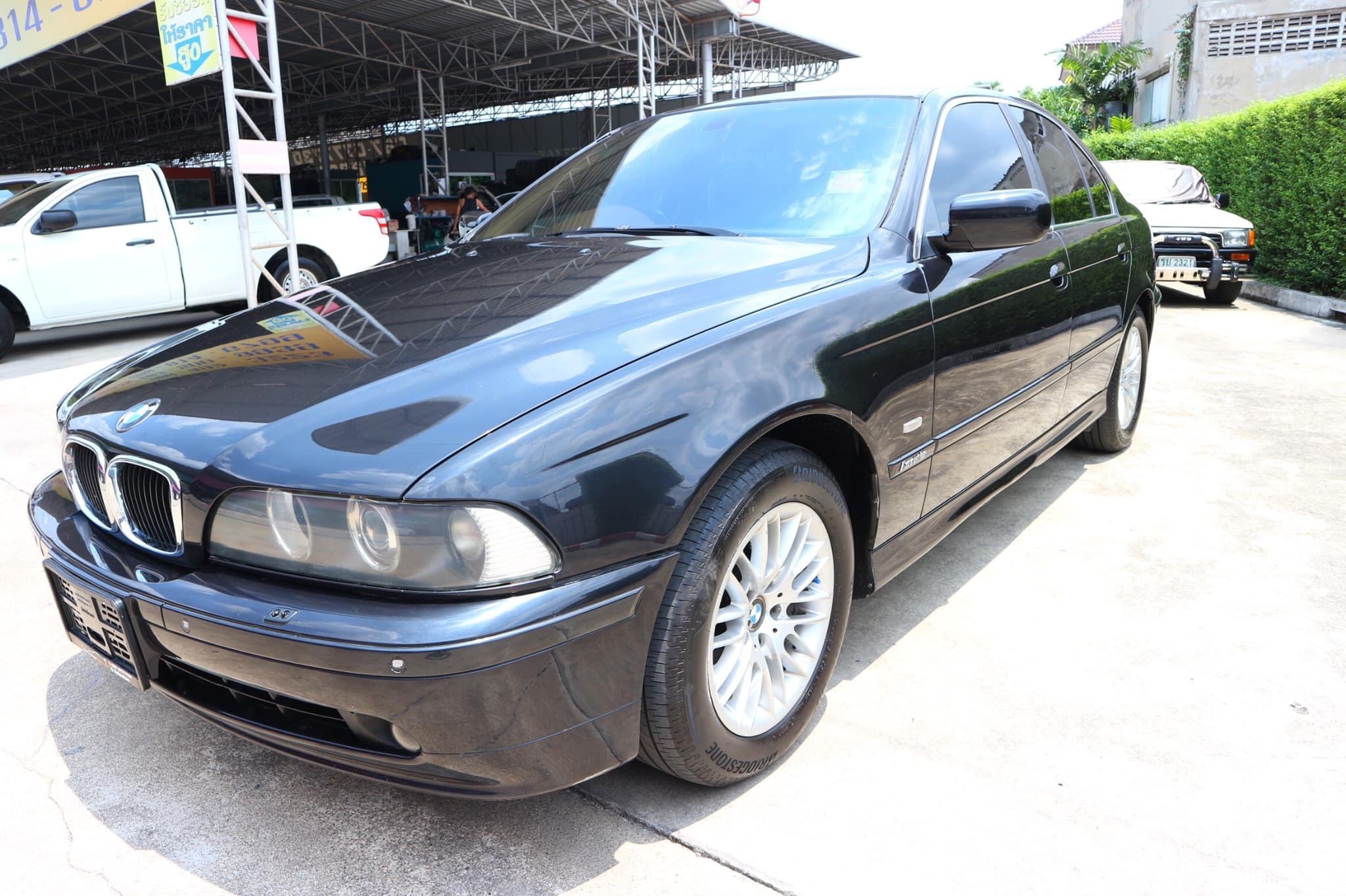 BMW E39 523i ปี 2003 สีดำ