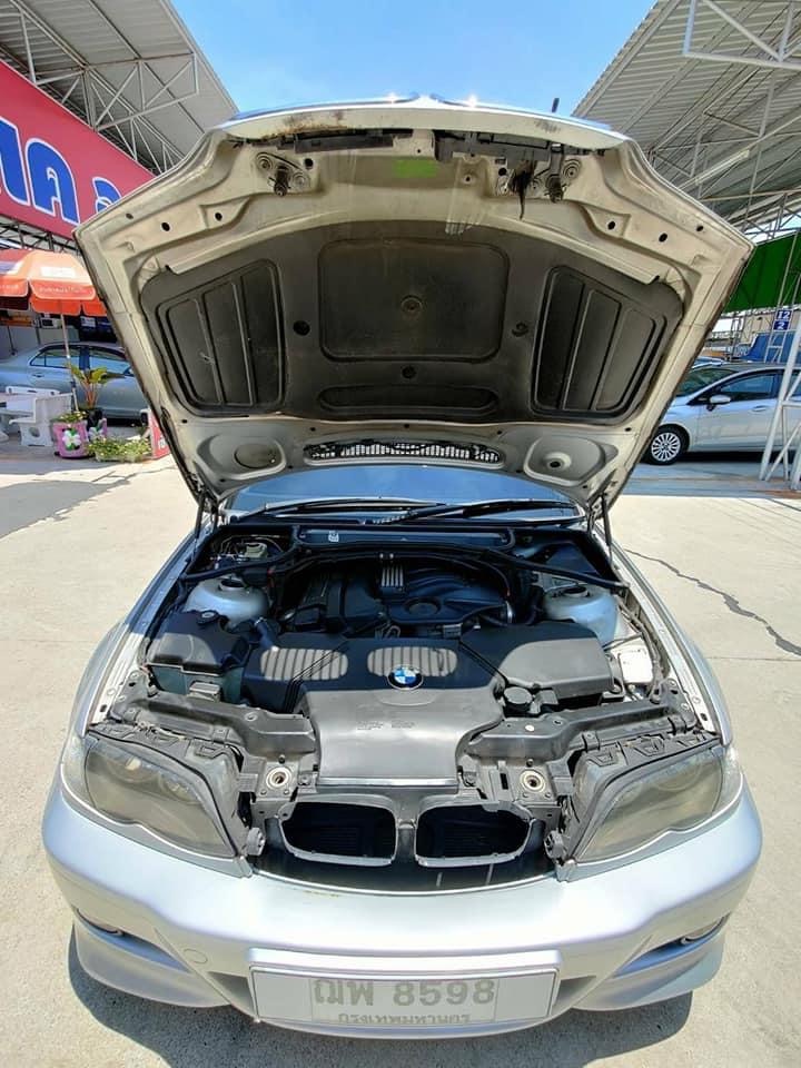 BMW 3 Series E46 318i ปี 2003 สีเงิน