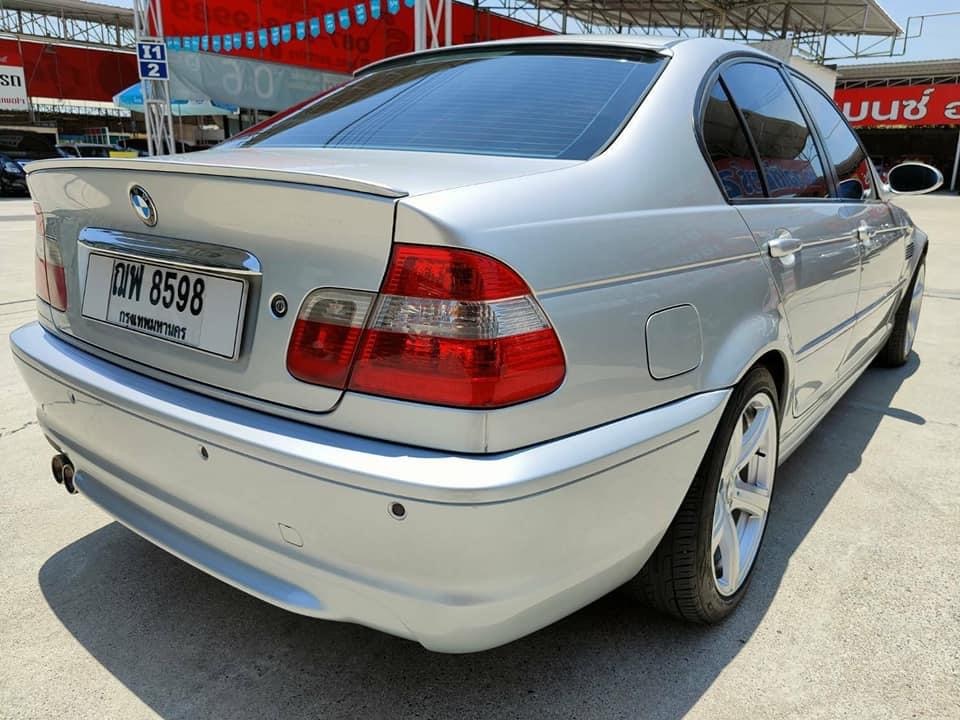 BMW 3 Series E46 318i ปี 2003 สีเงิน