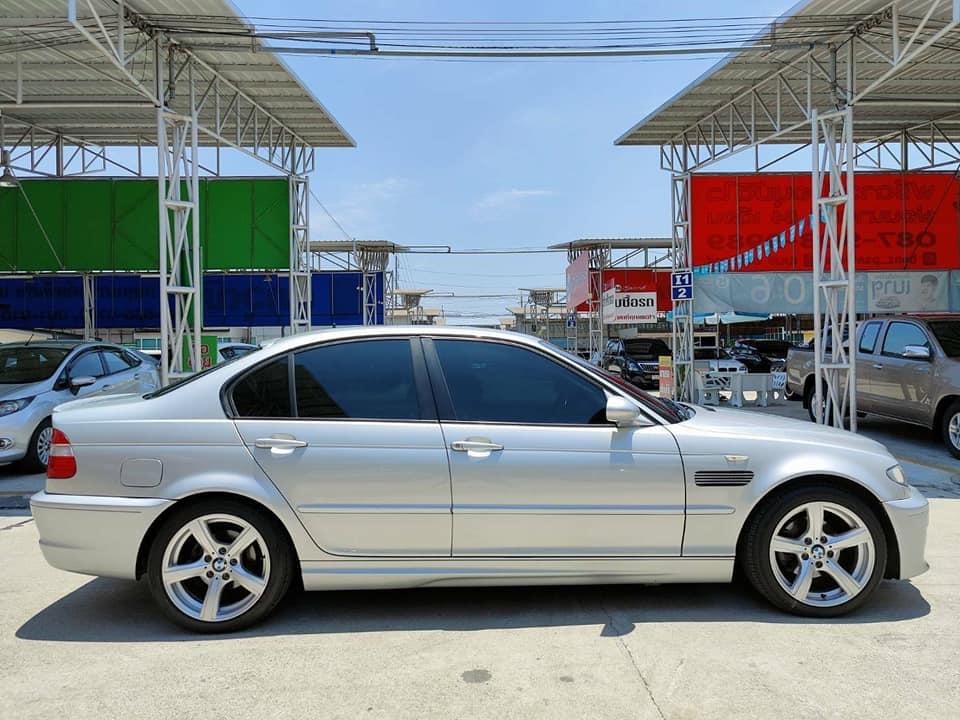 BMW 3 Series E46 318i ปี 2003 สีเงิน