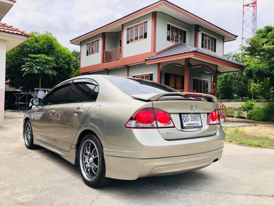 Honda Civic FD ปี 2010 สีทอง