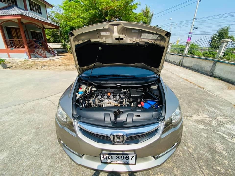 Honda Civic FD ปี 2010 สีทอง