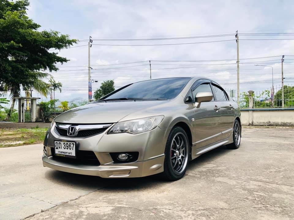 Honda Civic FD ปี 2010 สีทอง