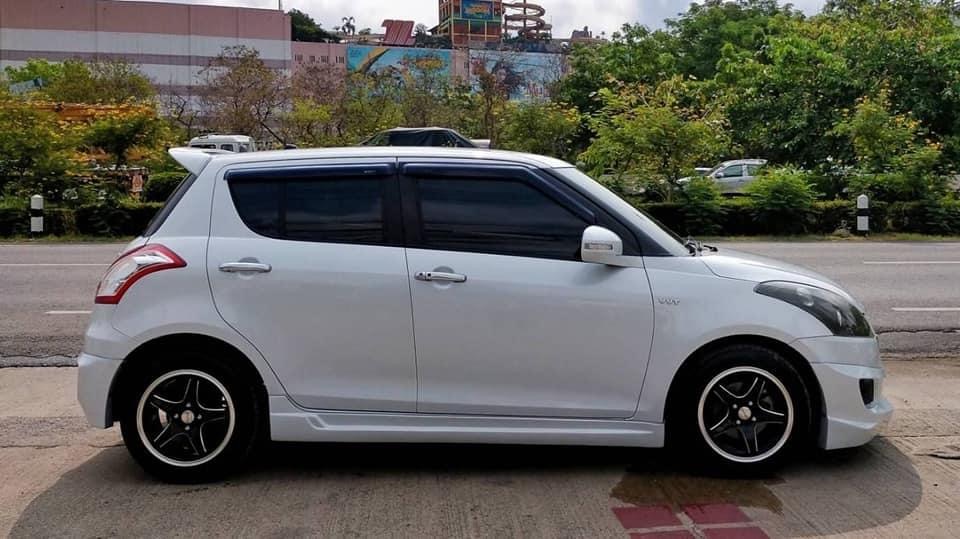 Suzuki Swift ปี 2013 สีขาว