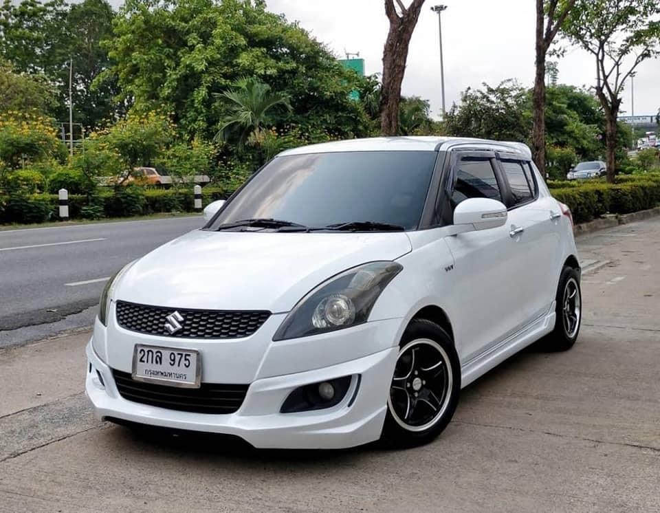 Suzuki Swift ปี 2013 สีขาว