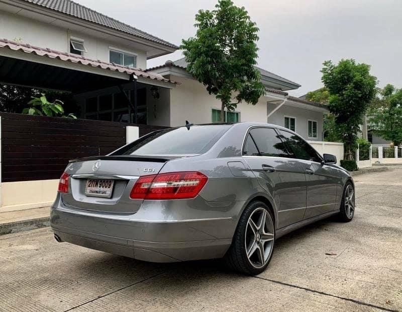 Mercedes-Benz E-Class W212 E250 ปี 2010 สีเทา